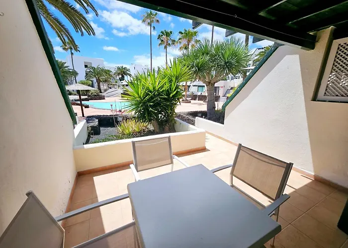 Marea Azul With Air Conditioning Apartment Costa Teguise